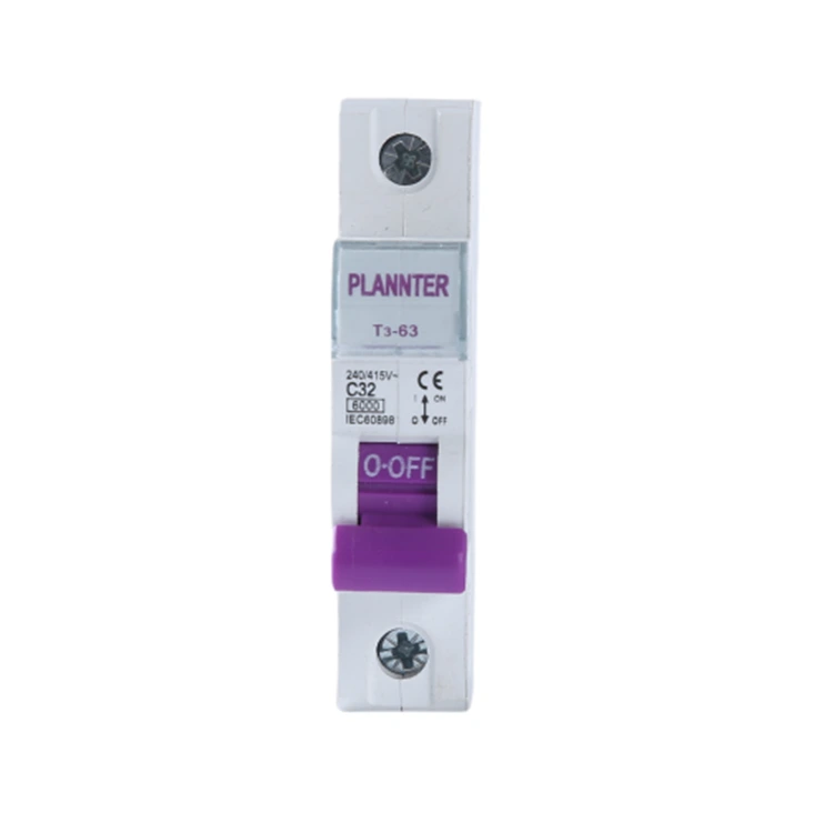 Kaya ba ng 1 Pole AC Circuit Breaker ang Modern Solar Backfeeding?